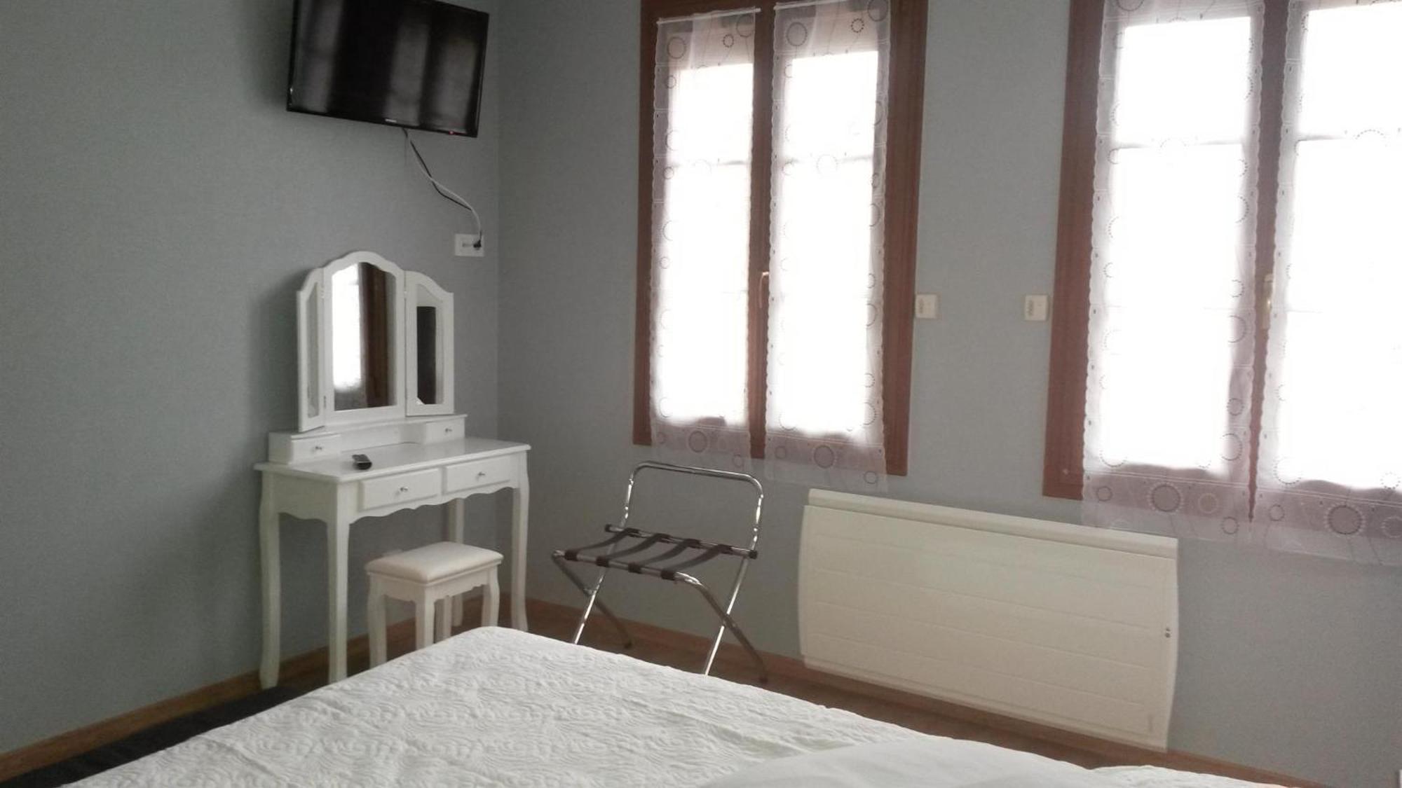Le Domaine Des Gemmes Bed & Breakfast Tissey Bilik gambar