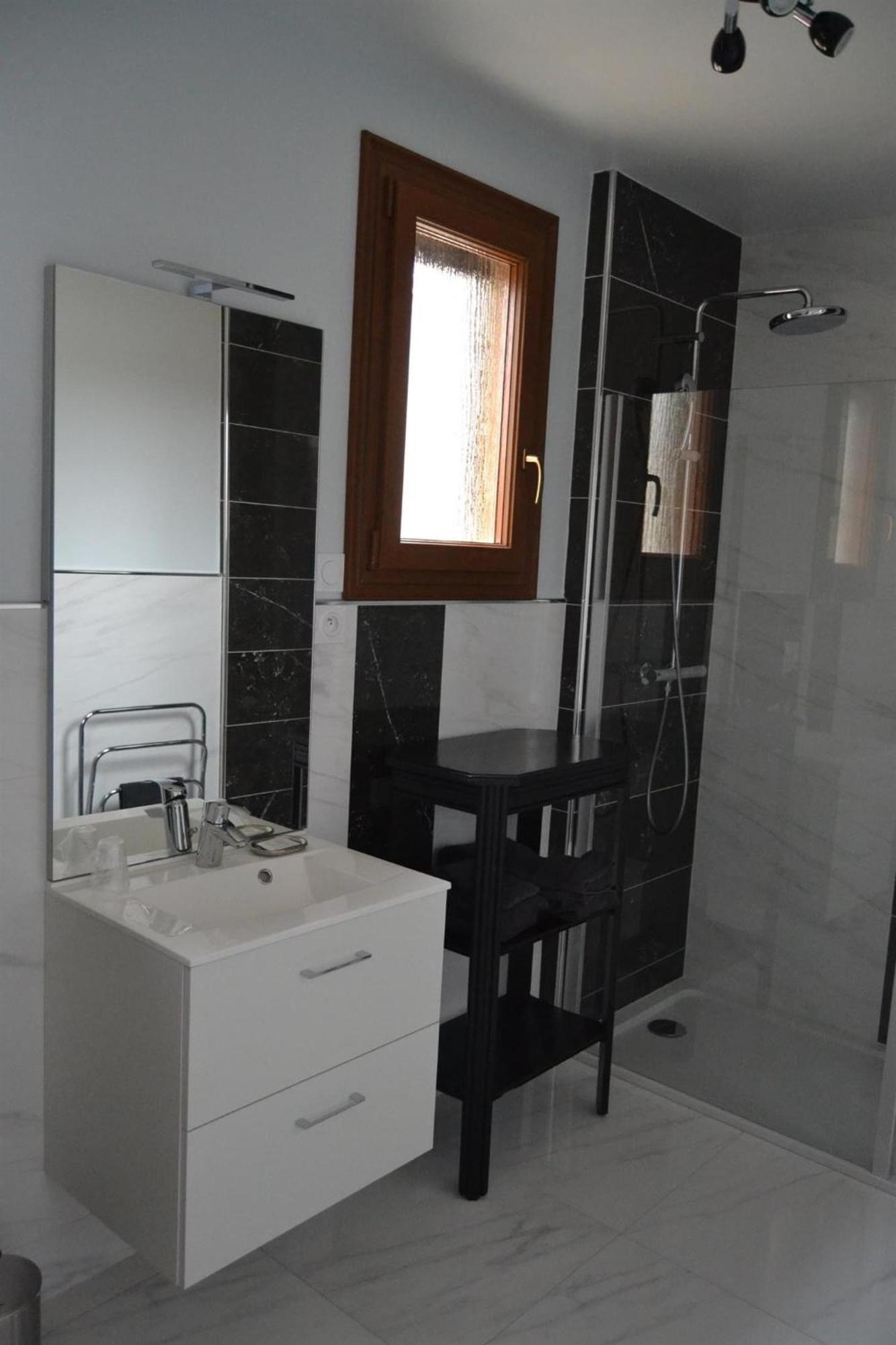 Le Domaine Des Gemmes Bed & Breakfast Tissey Bilik gambar