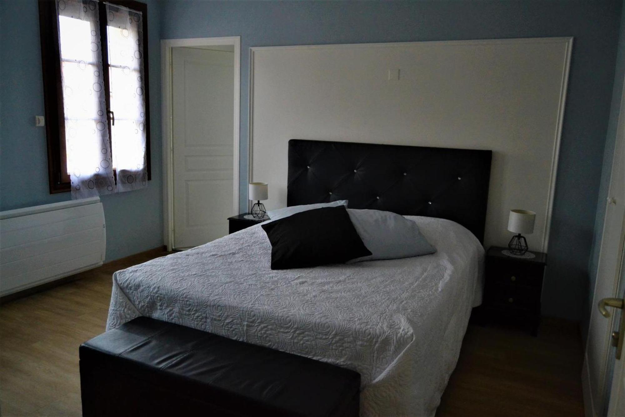Le Domaine Des Gemmes Bed & Breakfast Tissey Bilik gambar